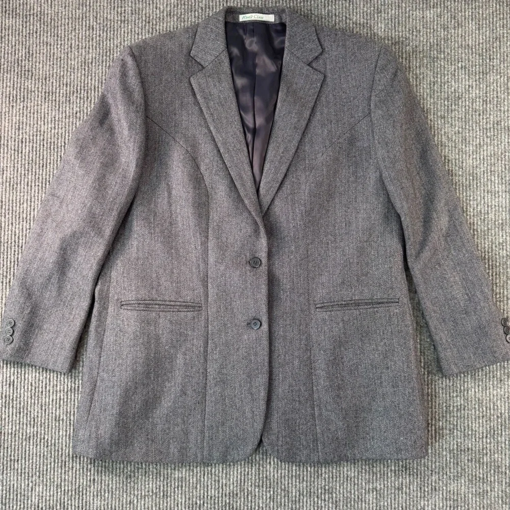 VTG World Class Mens 48R Gray Herringbone Wool Blend‎ Blazer Sport Coat 2 Button